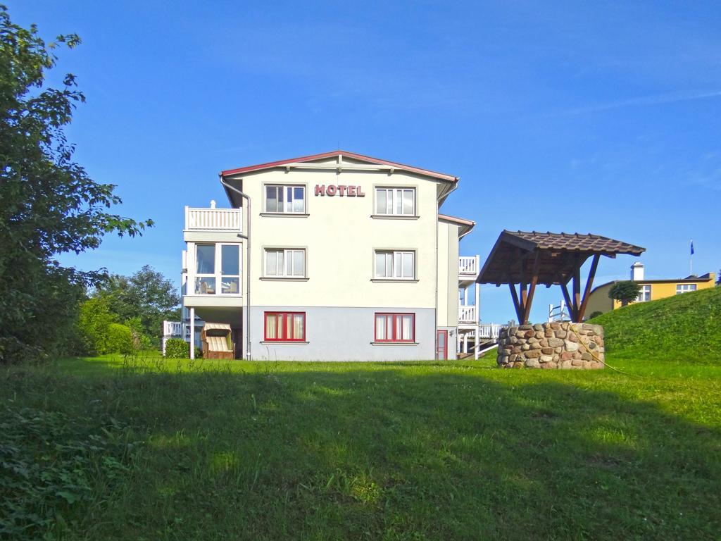 Hotel Pension Bellevue Бад-Доберан Экстерьер фото